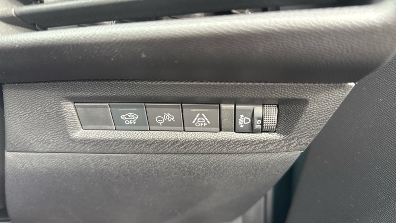 Vauxhall Frontera 83kW GS 44kWh 5dr Auto Electric Estate